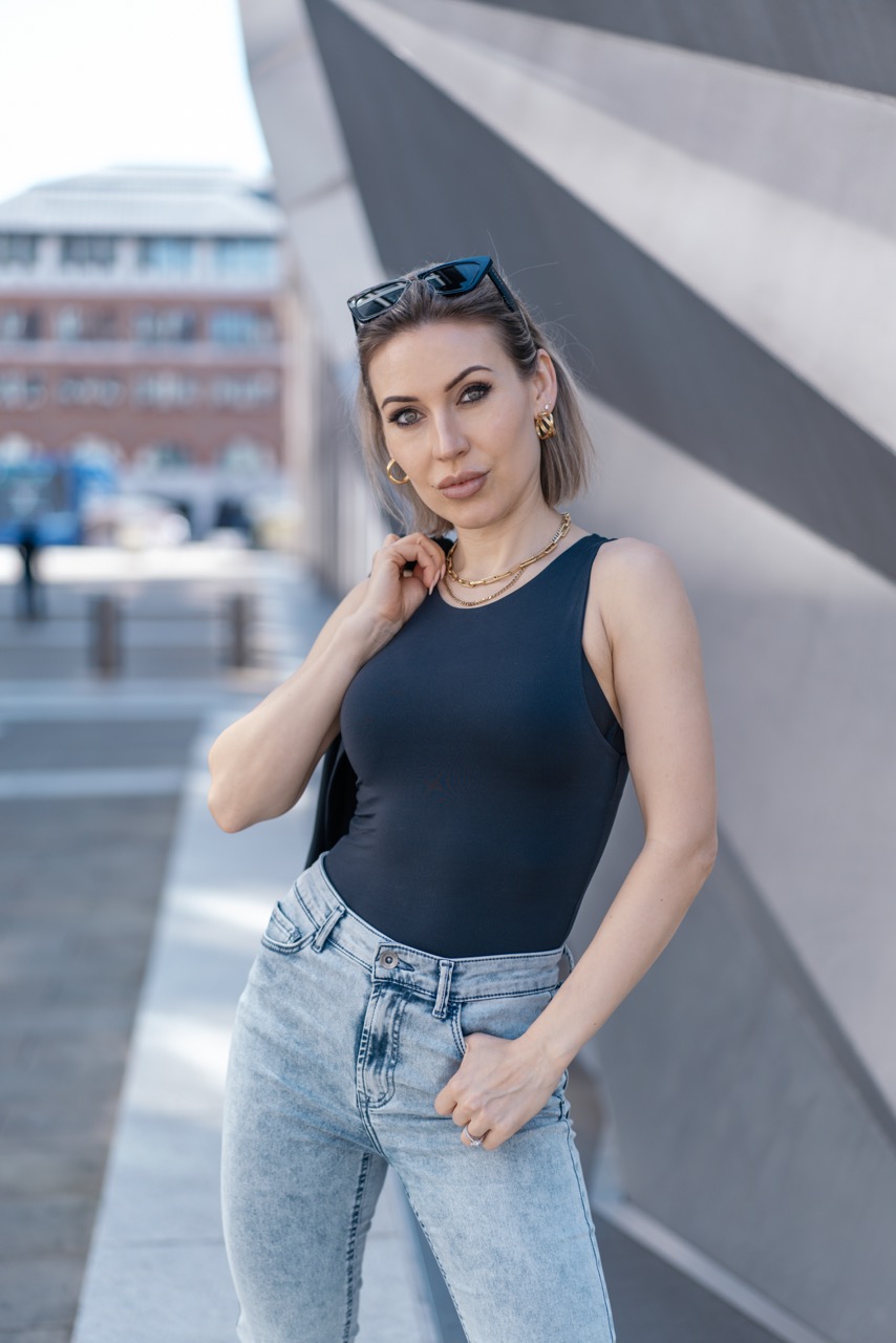 Ella
